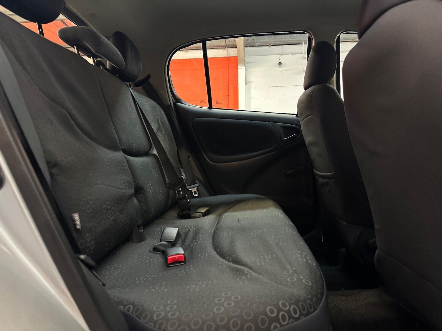 Used Toyota Yaris 2005 for sale - 76377868: Photo 18