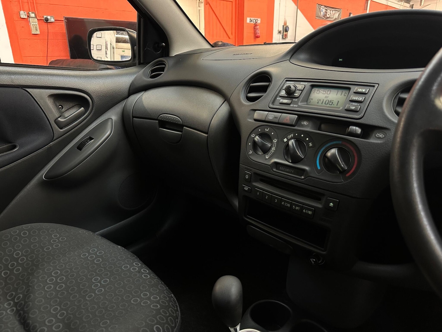 Used Toyota Yaris 2005 for sale - 76377868: Photo 23
