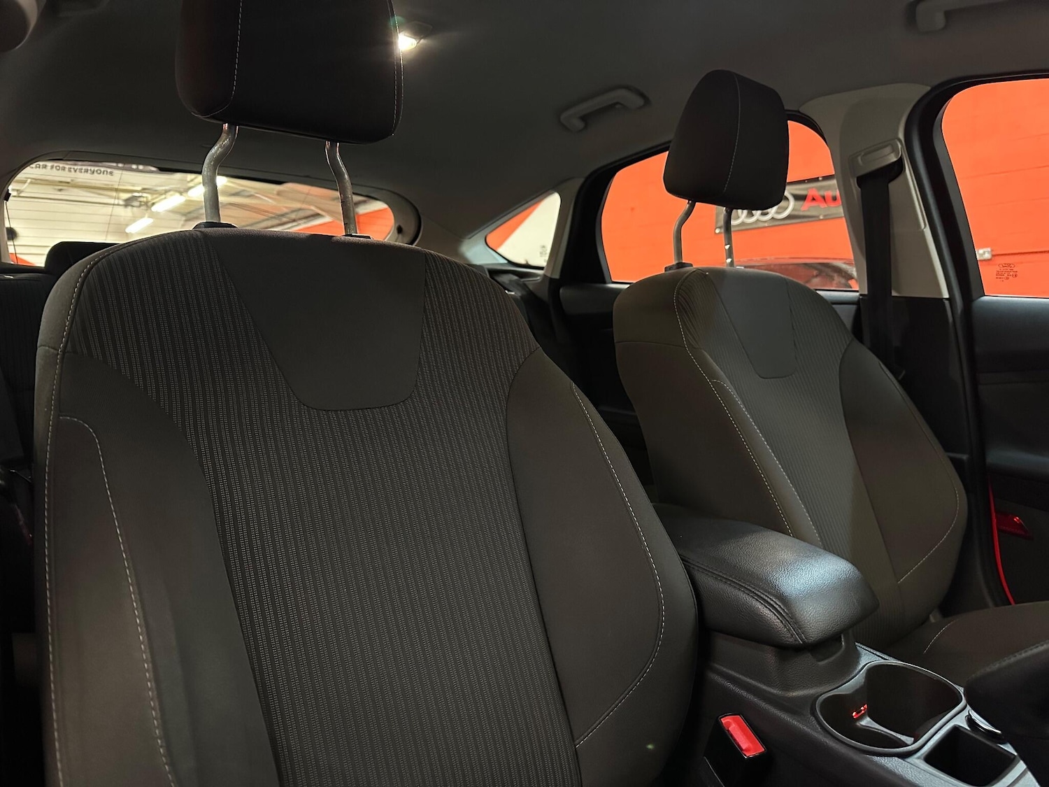 Used Ford Focus 2014 for sale - 77084489: Photo 14