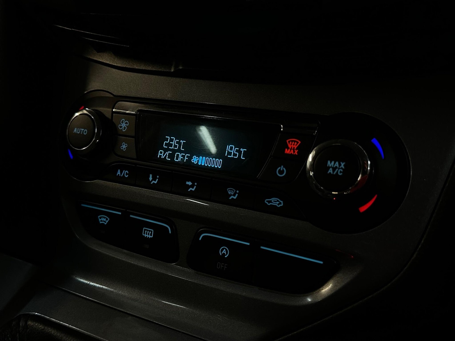 Used Ford Focus 2014 for sale - 77084489: Photo 24