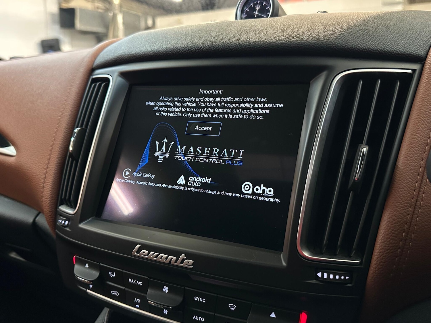 Used Maserati Levante 2017 for sale - 76991677: Photo 25