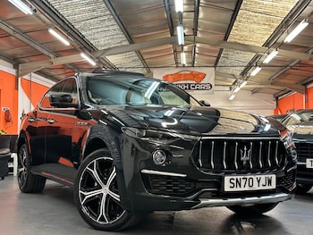 2020 (70) - 3.0 V6 GranLusso ZF 4WD Euro 6 (s/s) 5dr