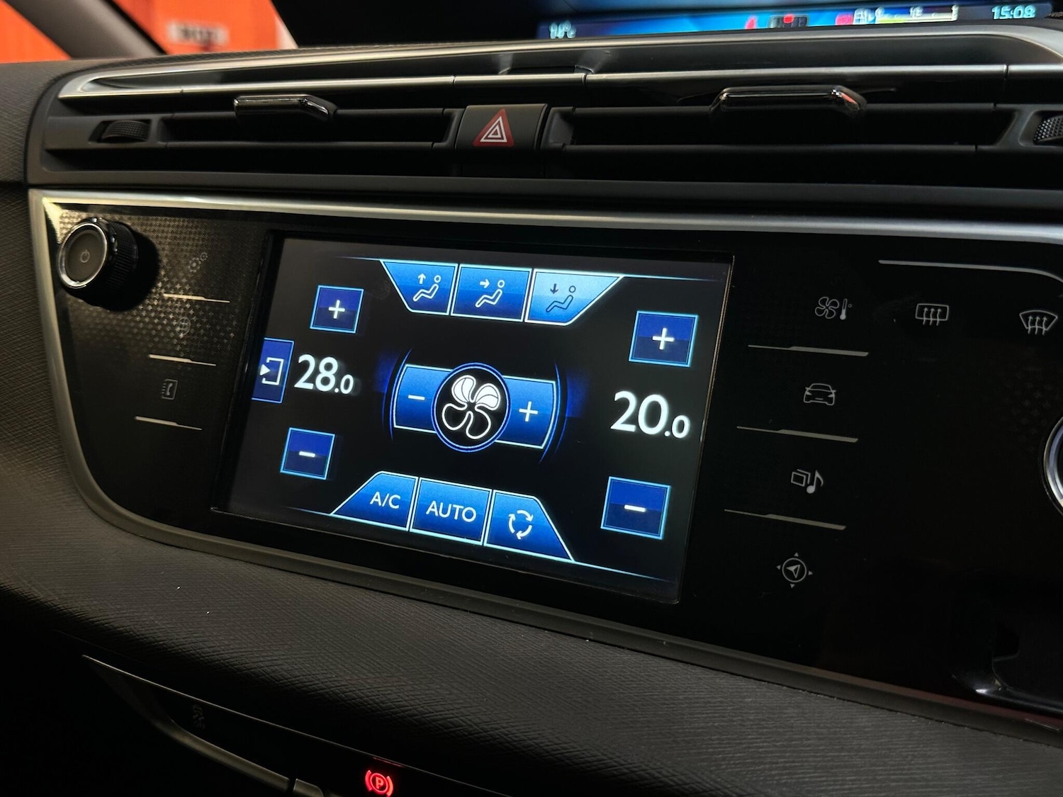 Used Citroen C4 Grand Picasso 2015 for sale - 76994072: Photo 29