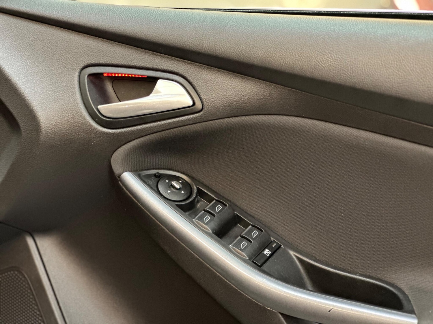 Used Ford Focus for sale - 77798953: Photo 32