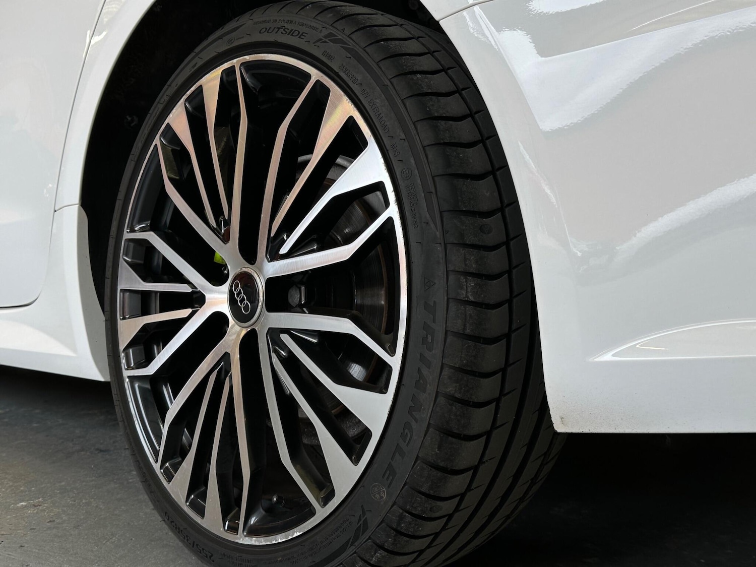 Used Audi A6 Saloon for sale - 77854071: Photo 19