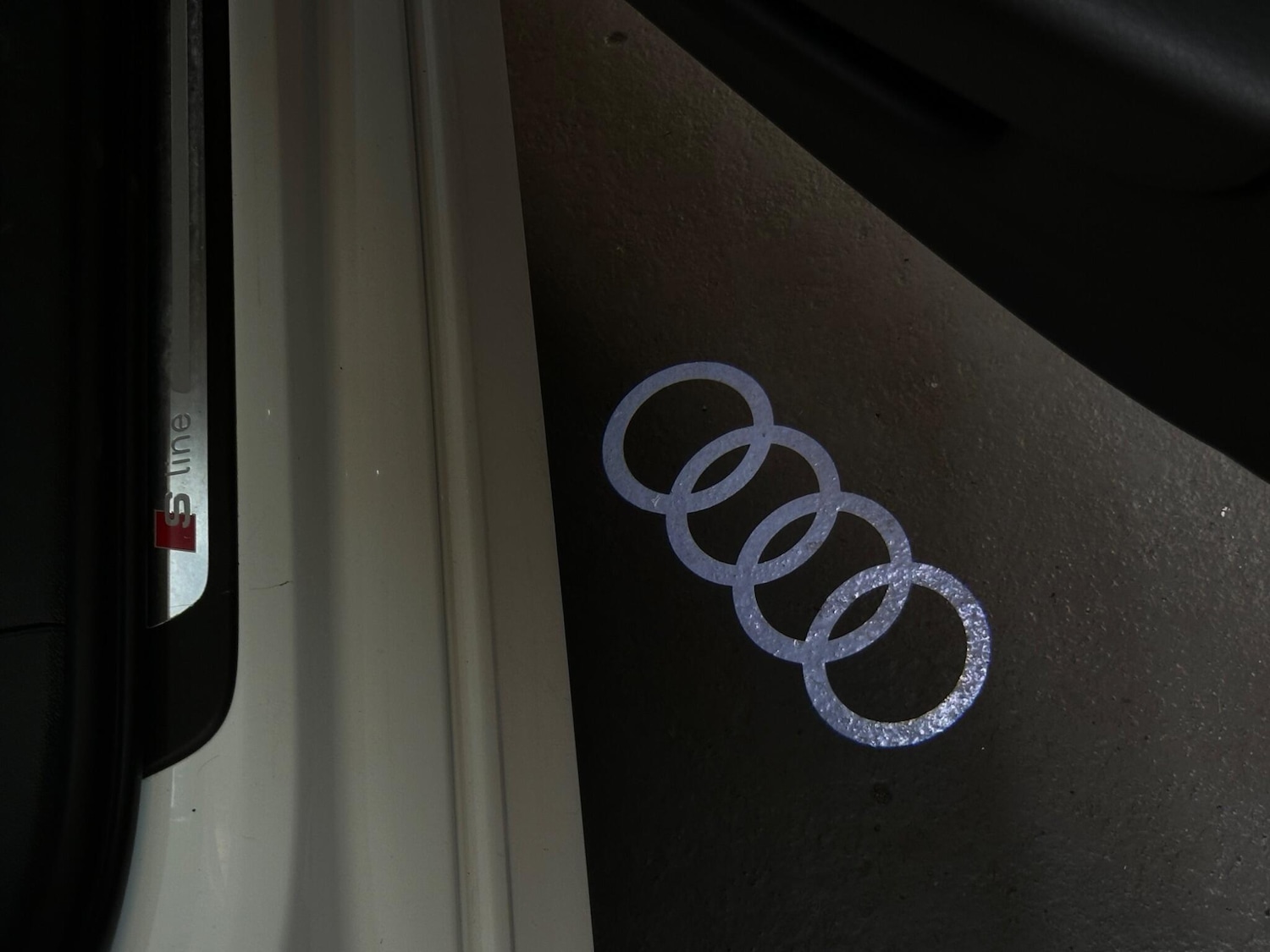 Used Audi A6 Saloon for sale - 77854071: Photo 34