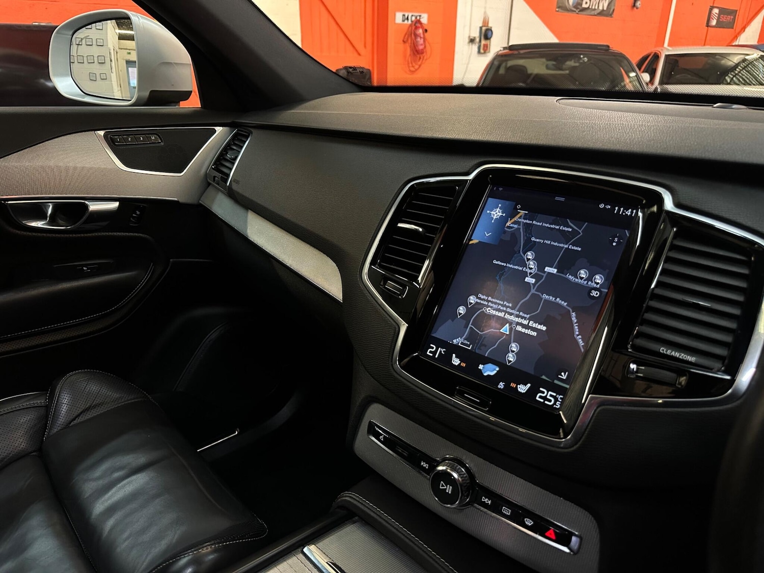 Used Volvo XC90 2016 for sale - 77537883: Photo 25