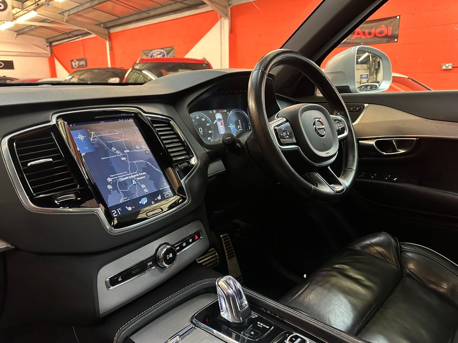 Used Volvo XC90 2016 for sale - 77537883: Photo 26