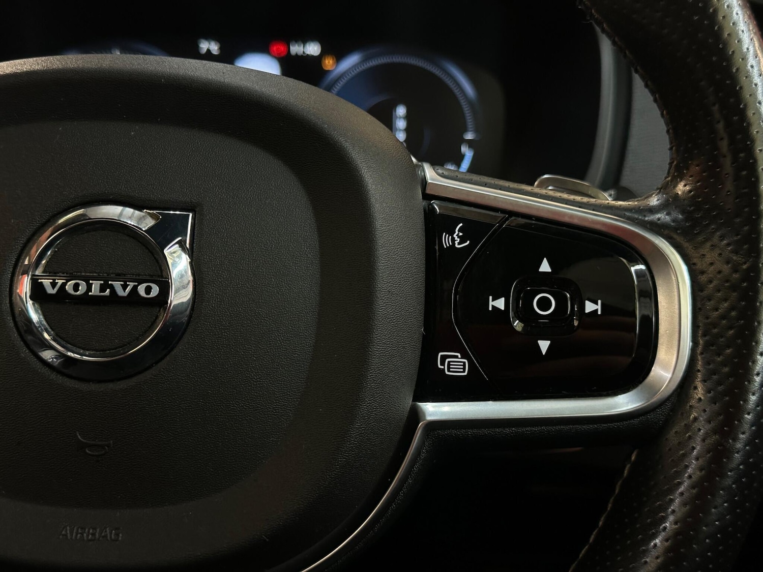 Used Volvo XC90 2016 for sale - 77537883: Photo 37