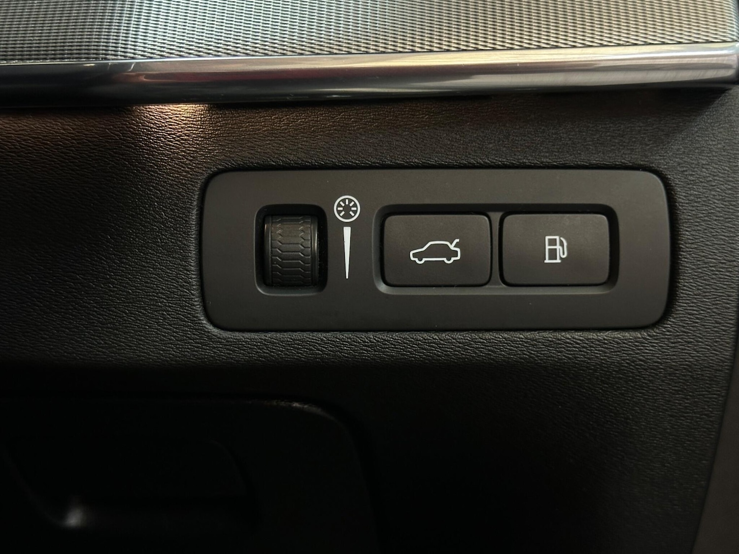 Used Volvo XC90 2016 for sale - 77537883: Photo 41