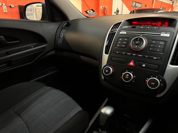 Used Kia Ceed 2009 for sale - 76251122: Photo 22