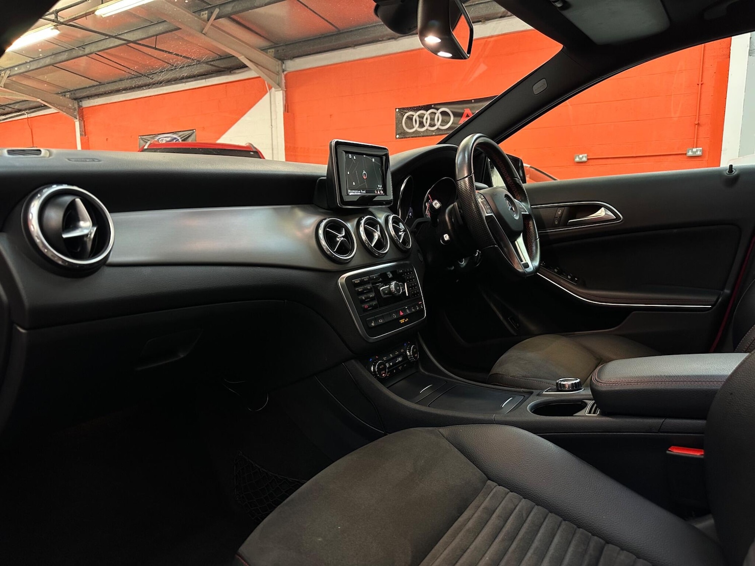 Used Mercedes-Benz GLA 2015 for sale - 77597779: Photo 12