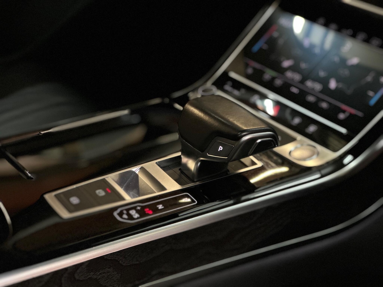 Used Audi A8 2018 for sale - 77216204: Photo 24