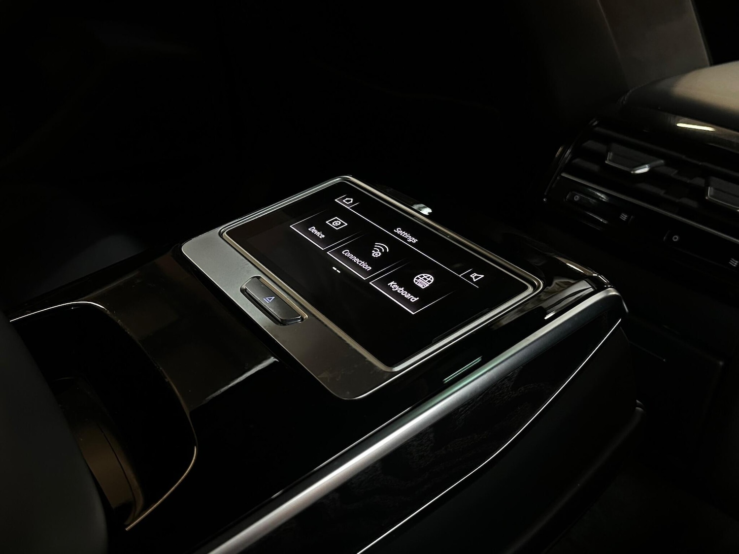 Used Audi A8 2018 for sale - 77216204: Photo 40