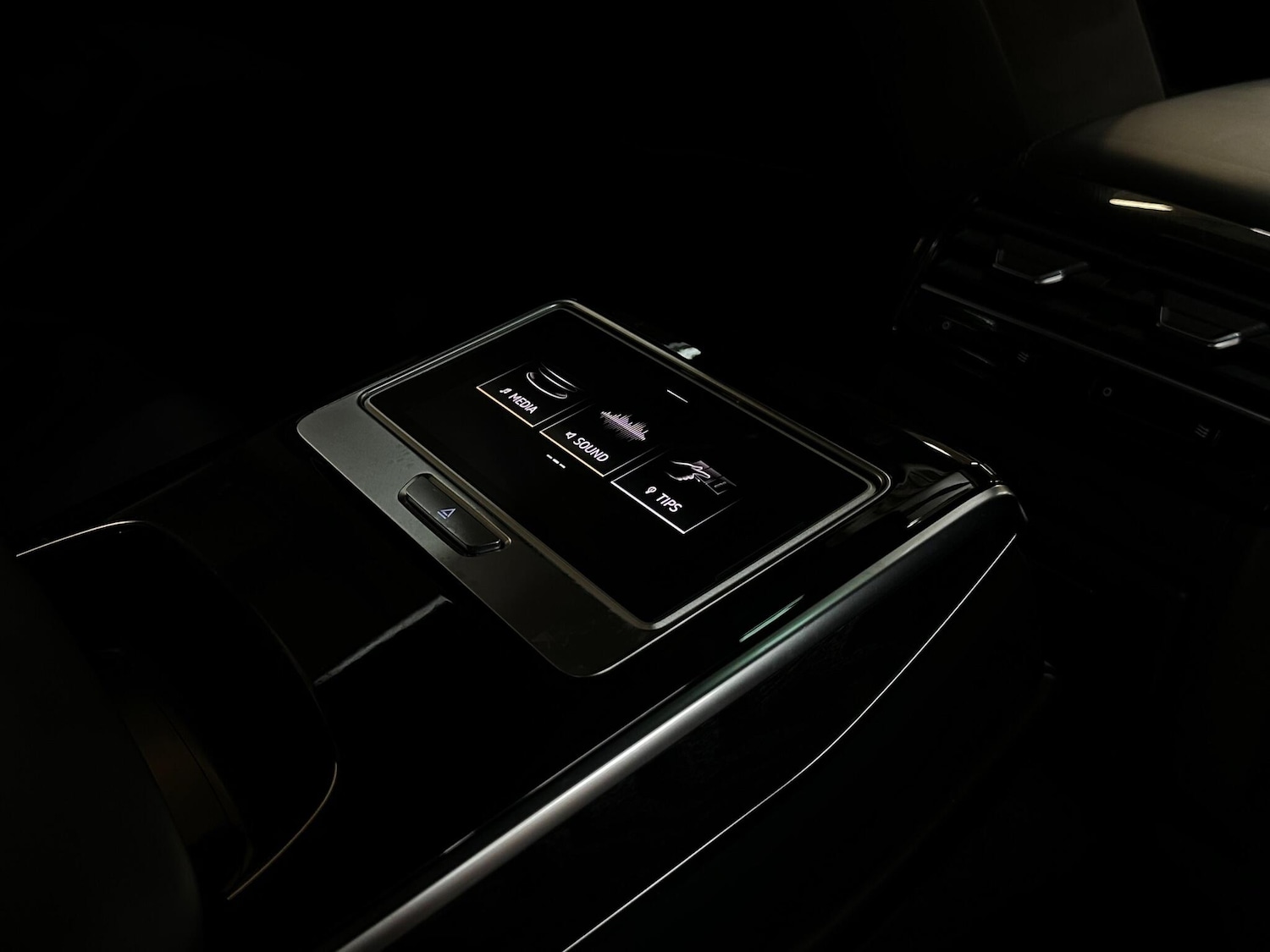 Used Audi A8 2018 for sale - 77216204: Photo 41