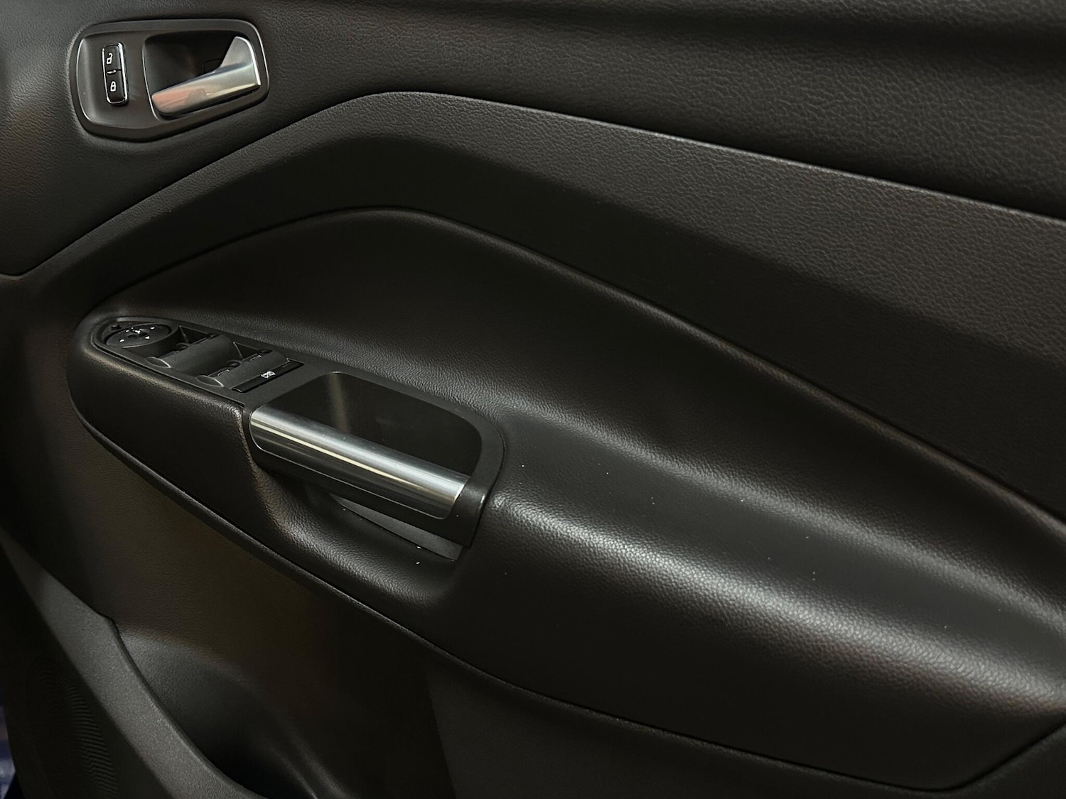 Used Ford Kuga 2013 for sale - 77156397: Photo 18