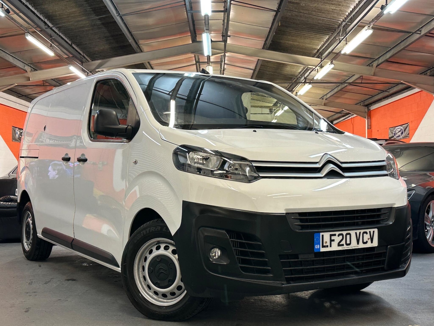 Used Citroen Dispatch 2020 for sale - 76759261: Photo 1