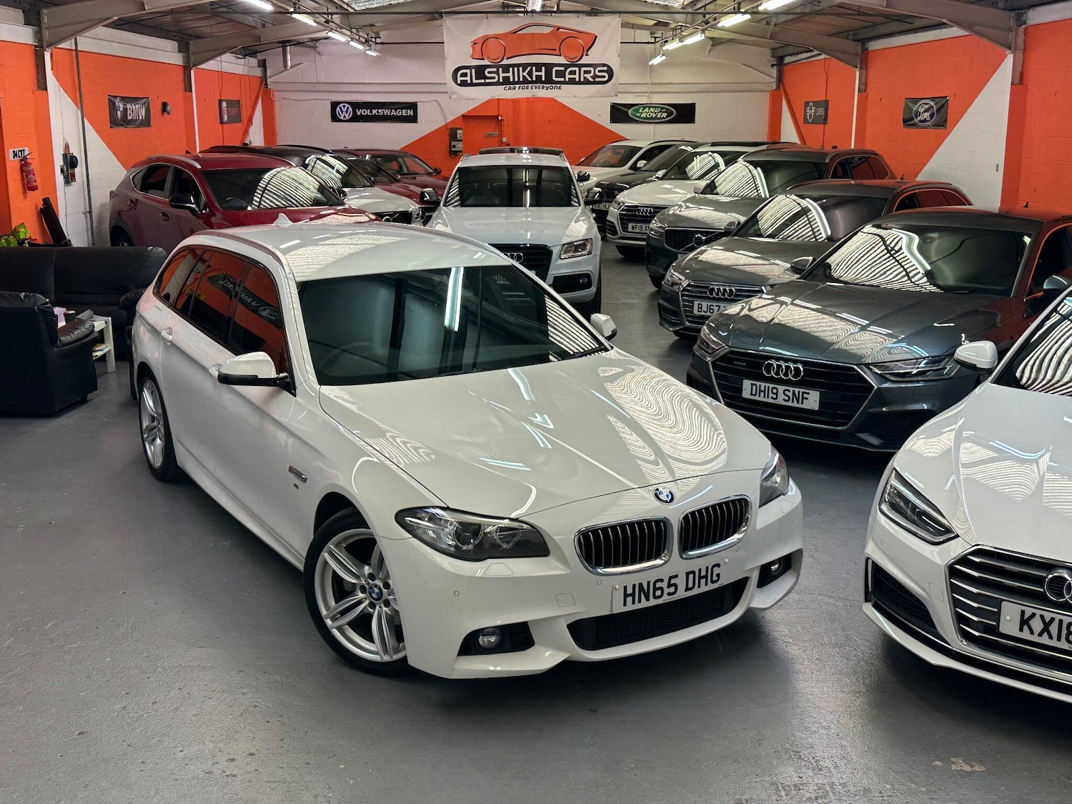 Used BMW 5 Series 2015 for sale - 76378000: Photo 2