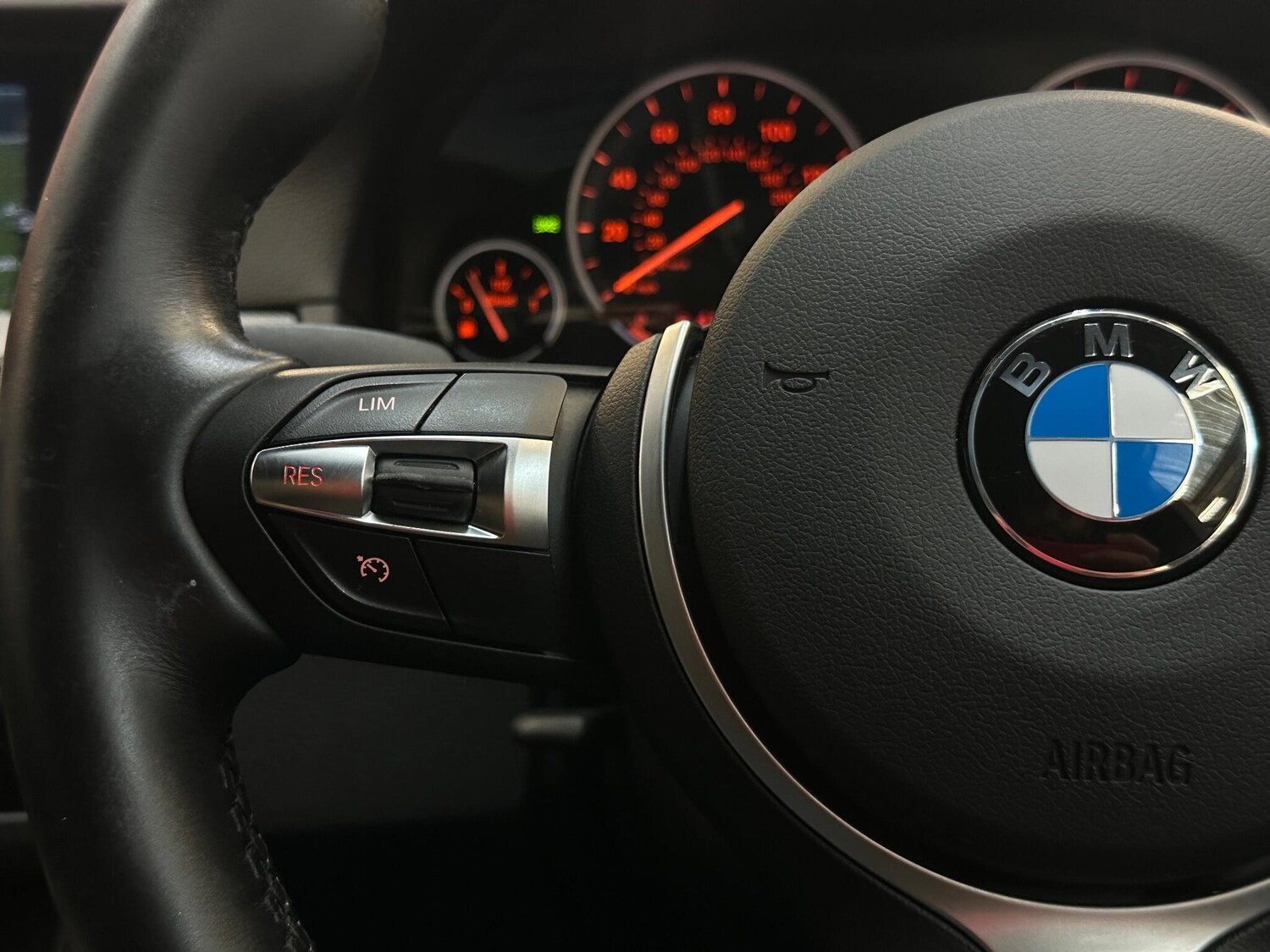 Used BMW 5 Series 2015 for sale - 76378000: Photo 31