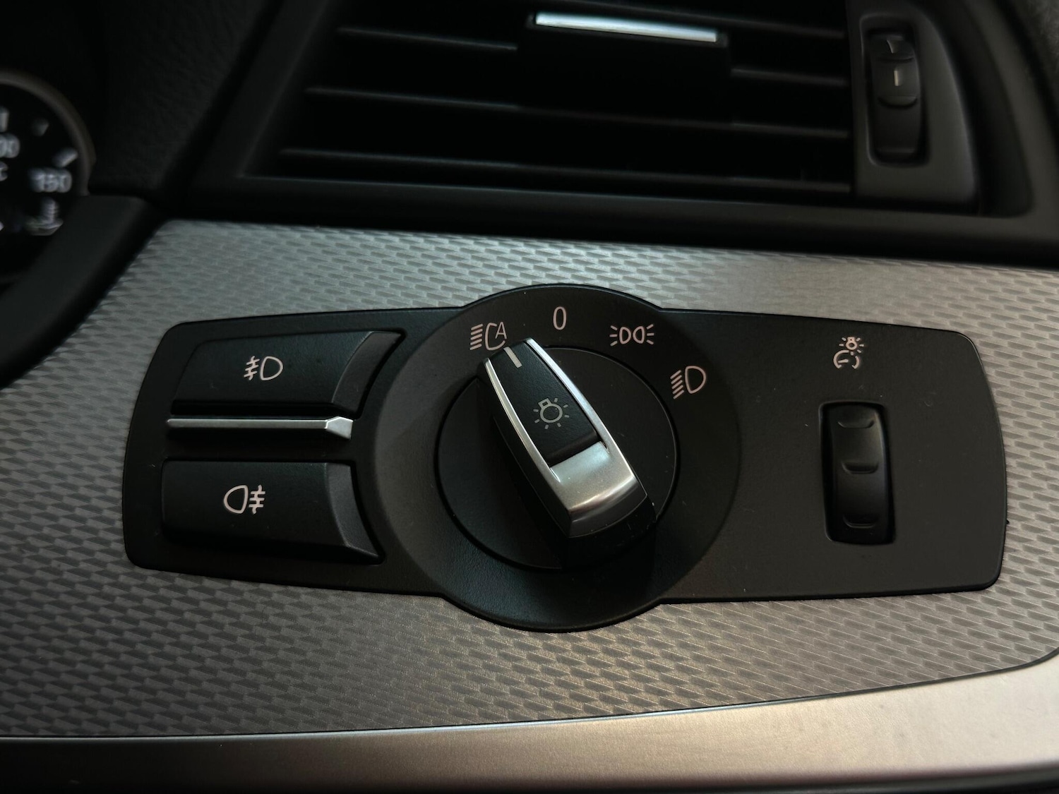 Used BMW 5 Series 2015 for sale - 76378000: Photo 35