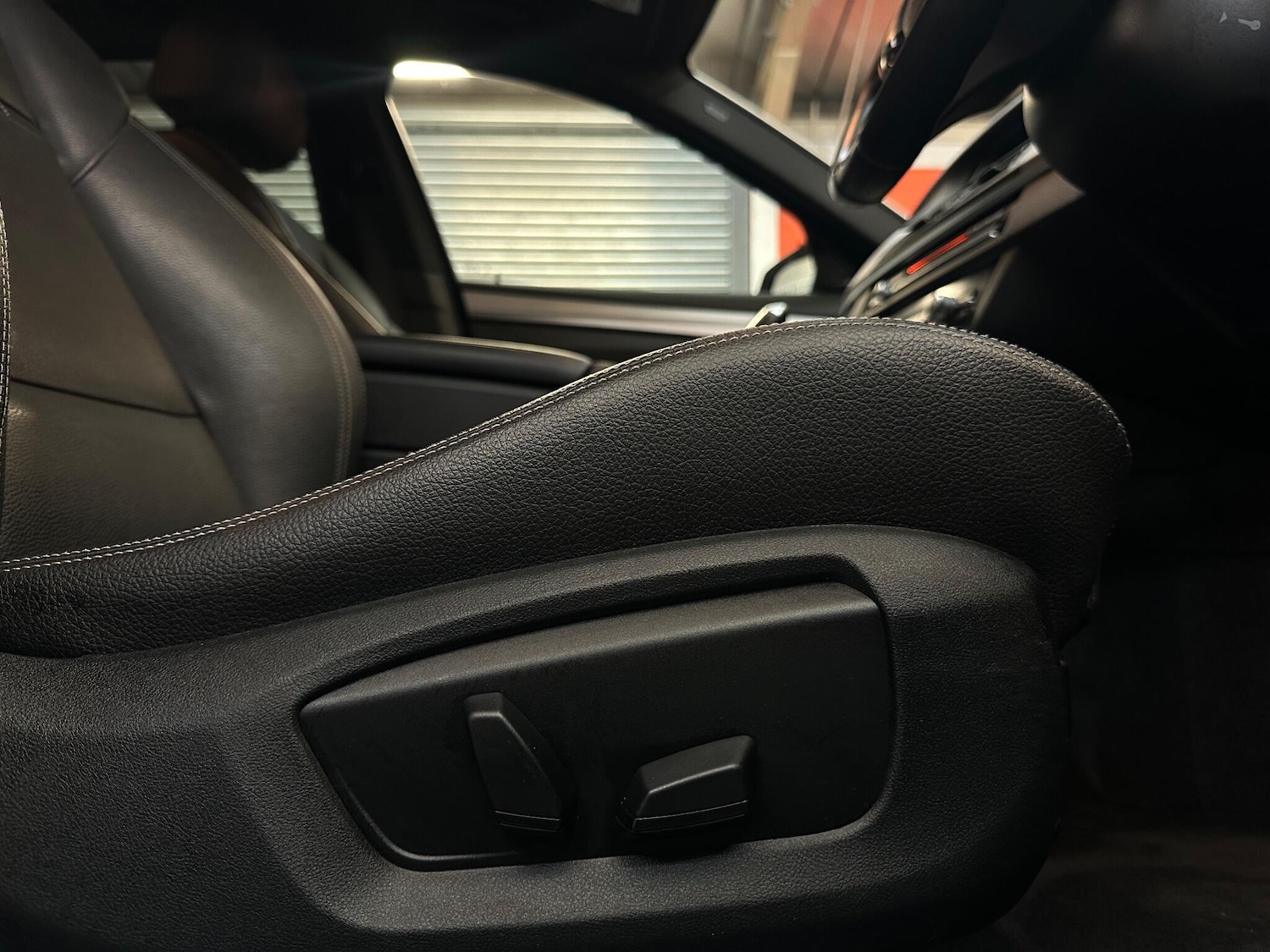 Used BMW 5 Series 2015 for sale - 76378000: Photo 37