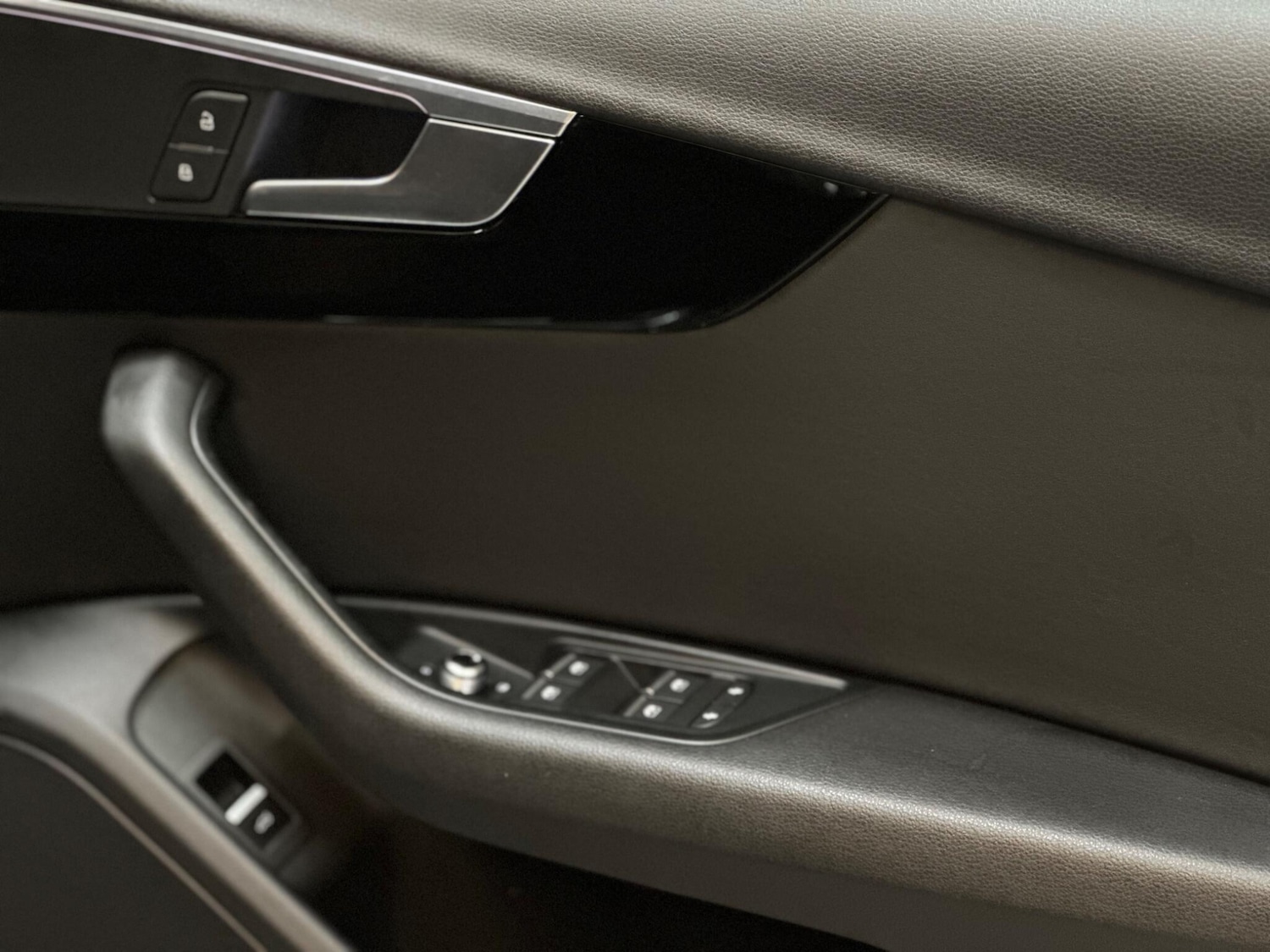 Used Audi A4 2016 for sale - 77646663: Photo 35