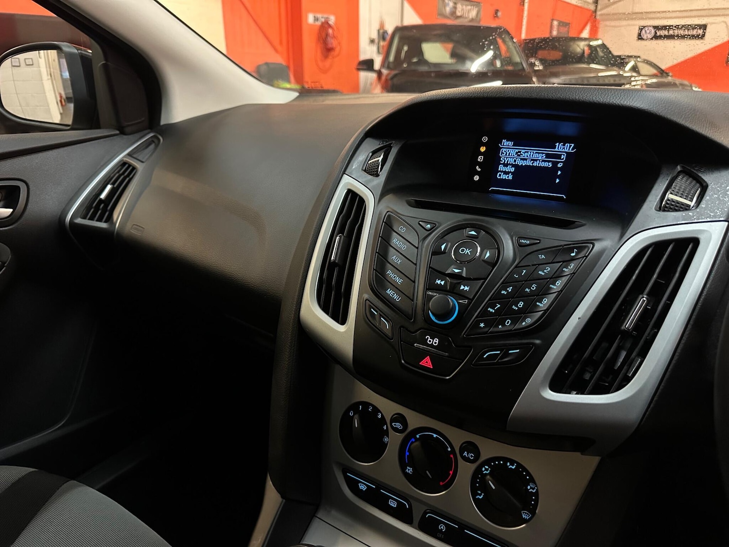 Used Ford Focus 2013 for sale - 77351584: Photo 19