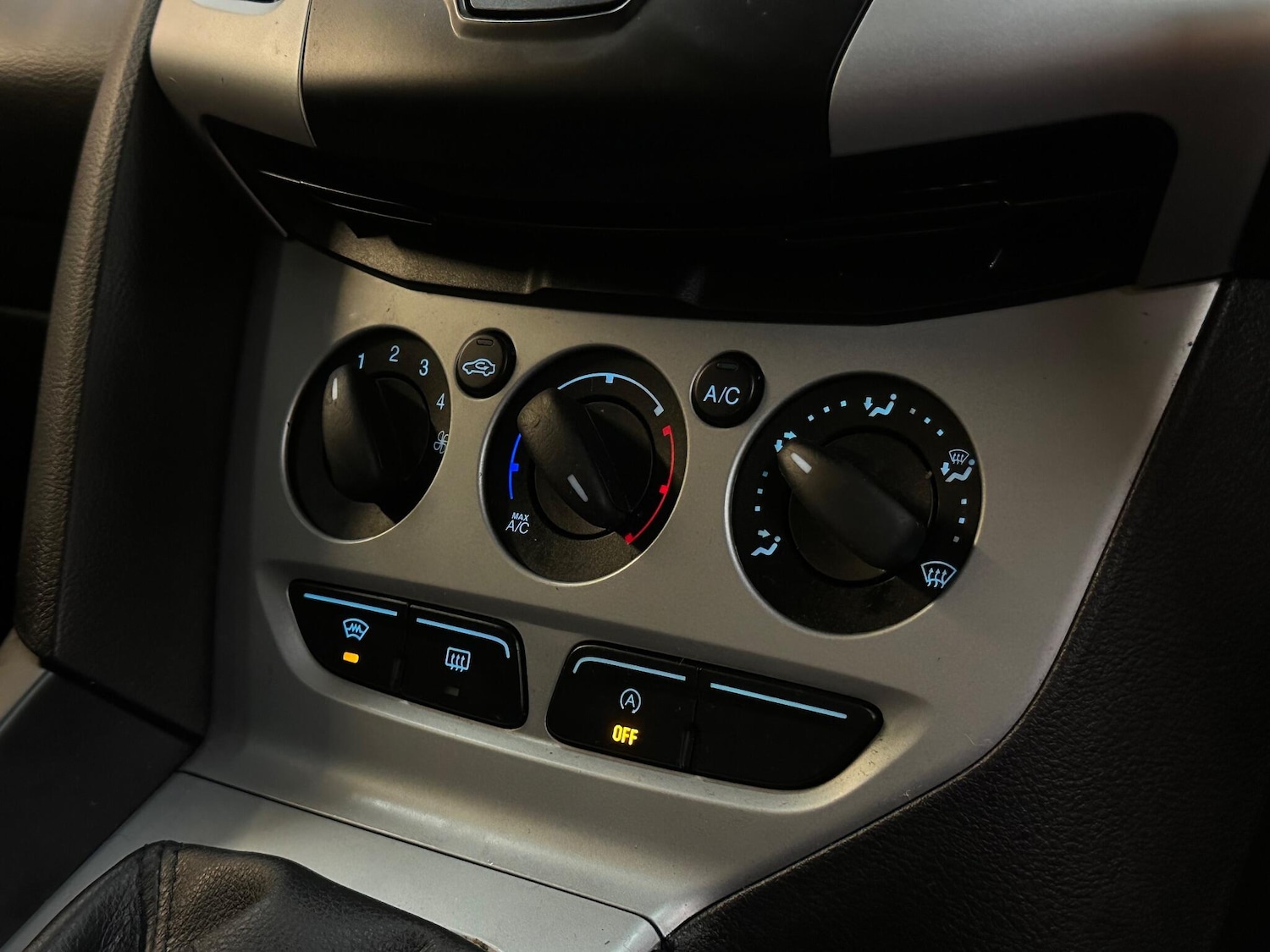 Used Ford Focus 2013 for sale - 77351584: Photo 22