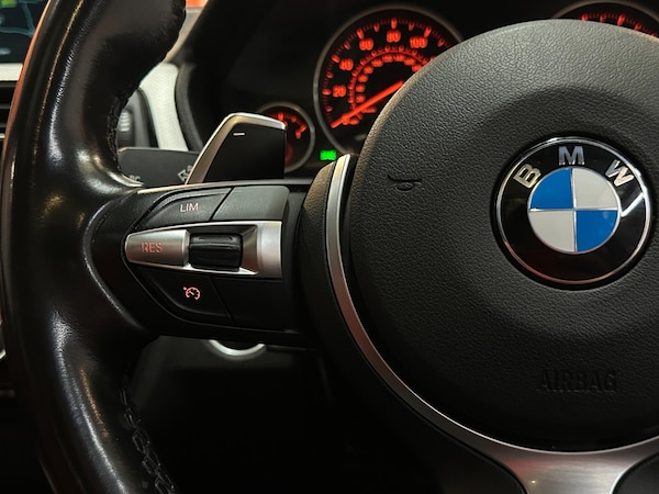 Used BMW 3 Series 2017 for sale - 76283729: Photo 30