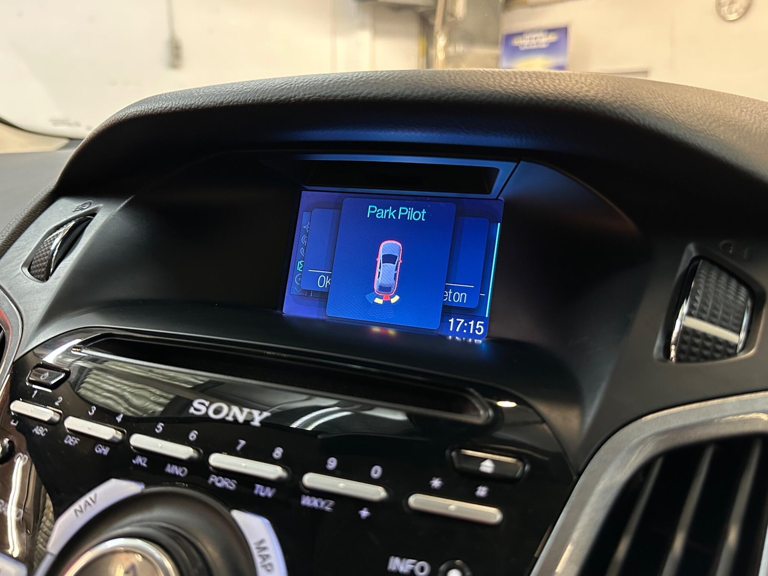 Used Ford Focus for sale - 77925010: Photo 24