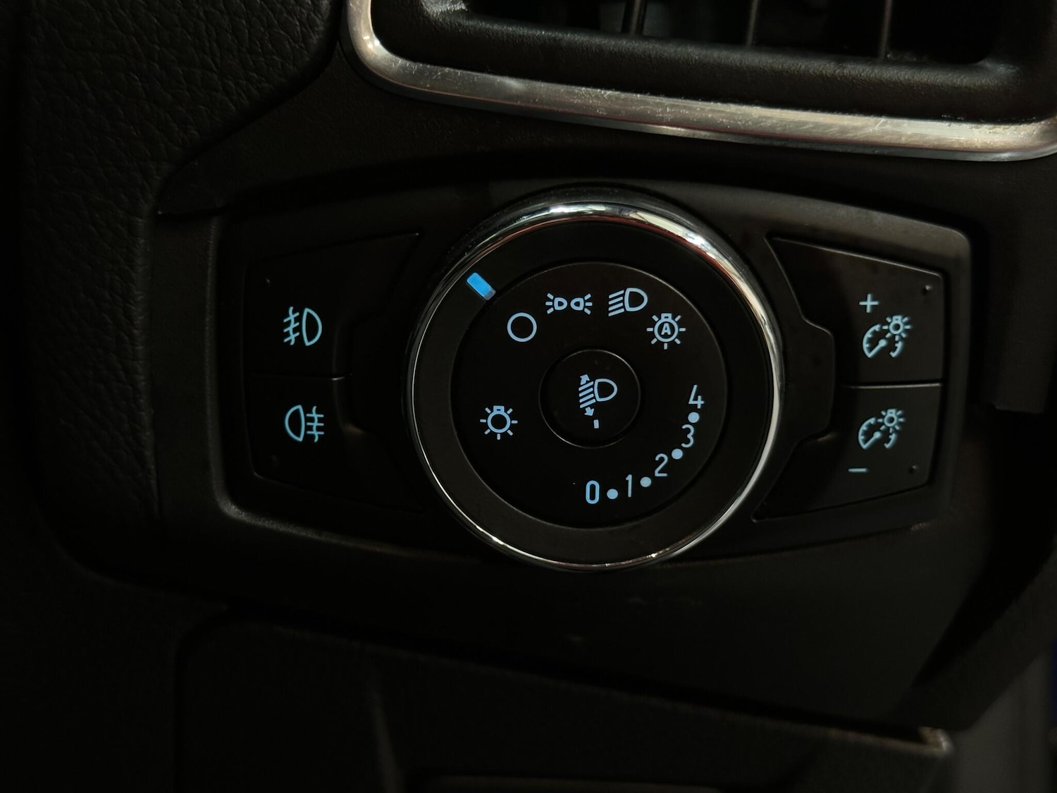 Used Ford Focus for sale - 77925010: Photo 32