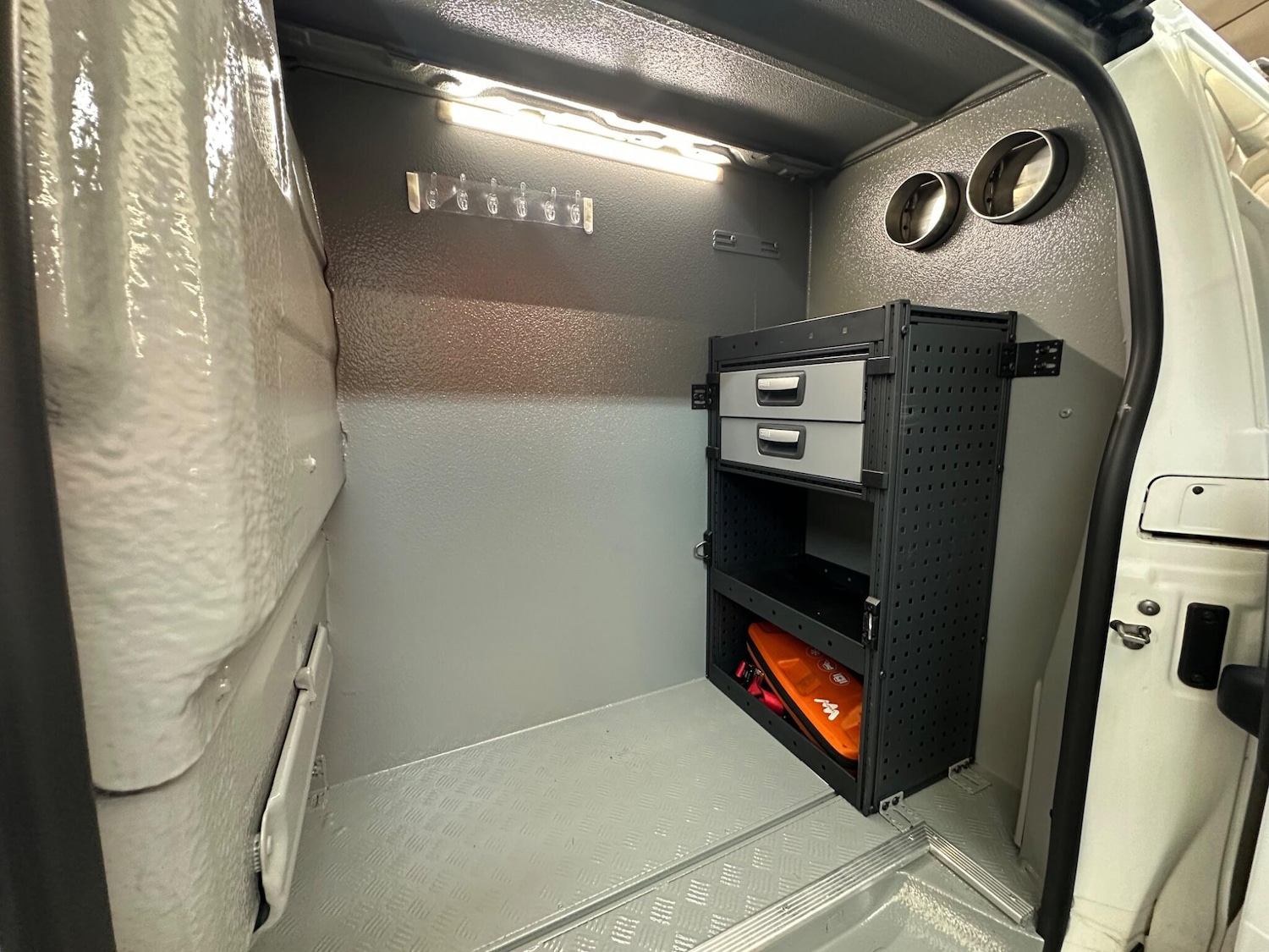 Vehicle 33