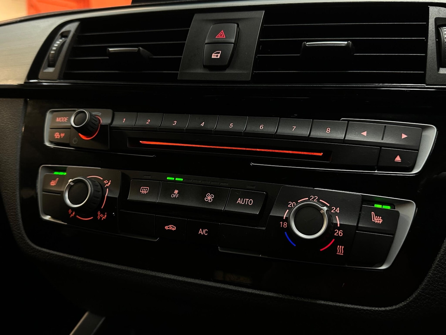 Used BMW 1 Series 2019 for sale - 76913227: Photo 24