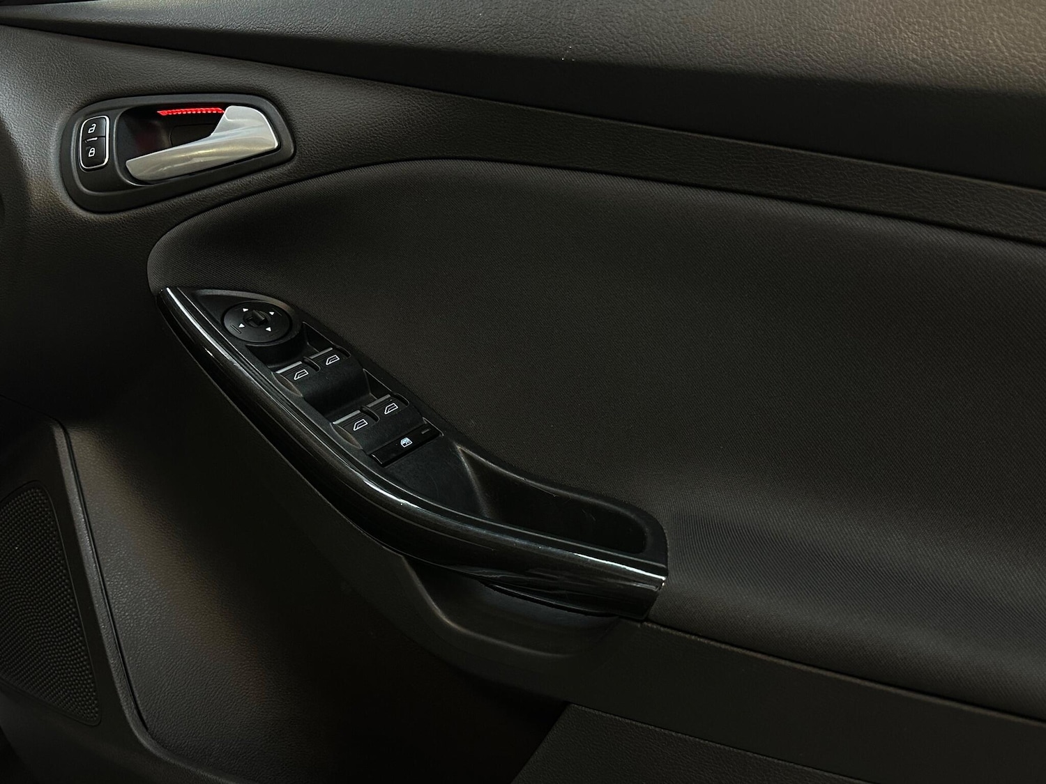 Used Ford Focus 2016 for sale - 76912906: Photo 33