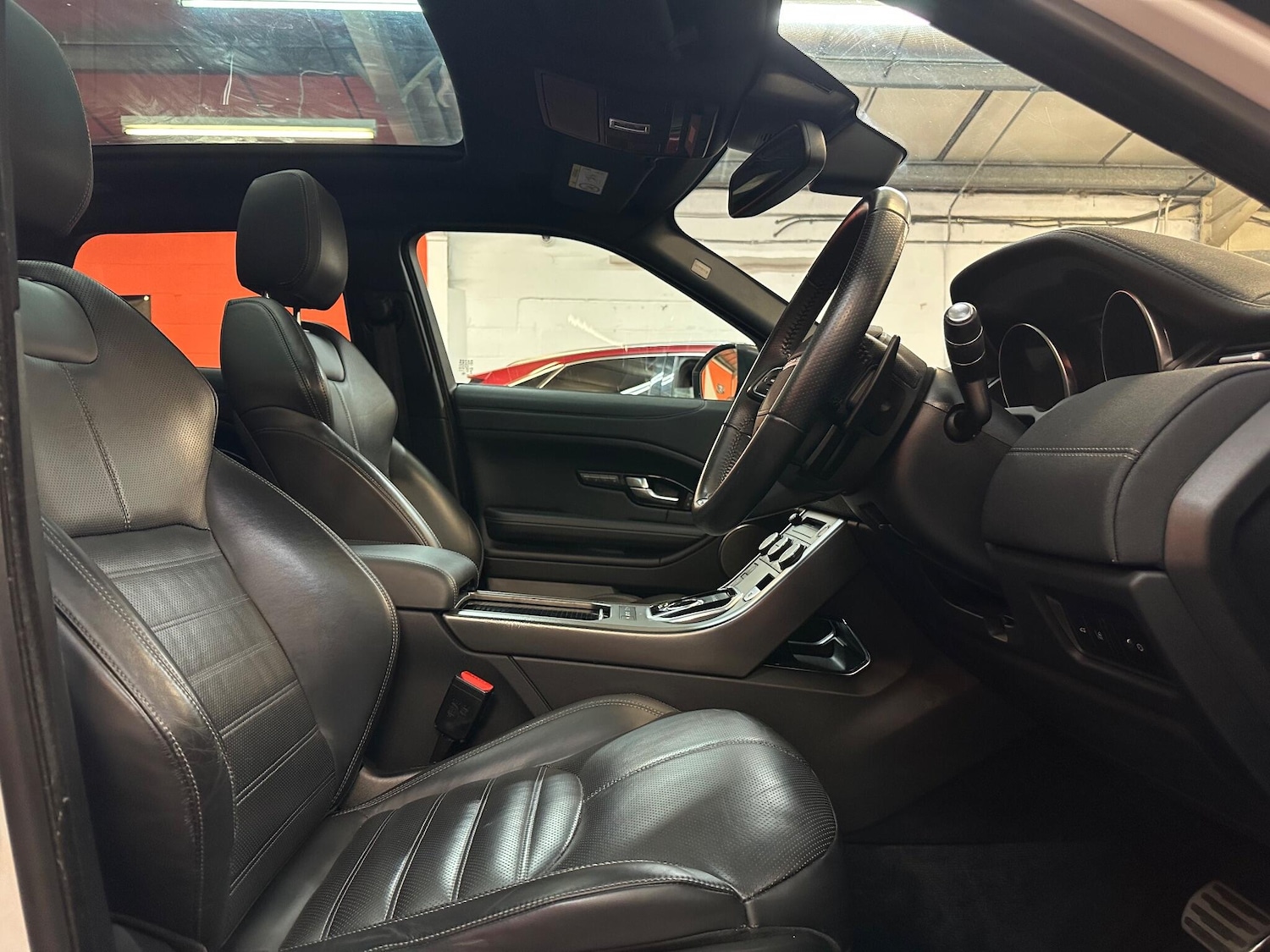 Used Land Rover Range Rover Evoque 2018 for sale - 76377546: Photo 11