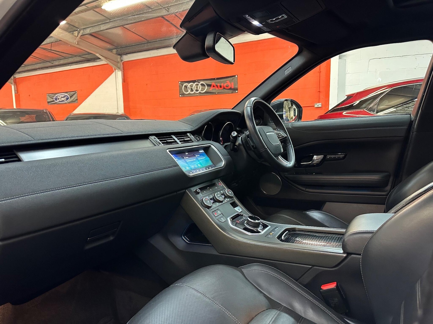 Used Land Rover Range Rover Evoque 2018 for sale - 76377546: Photo 13