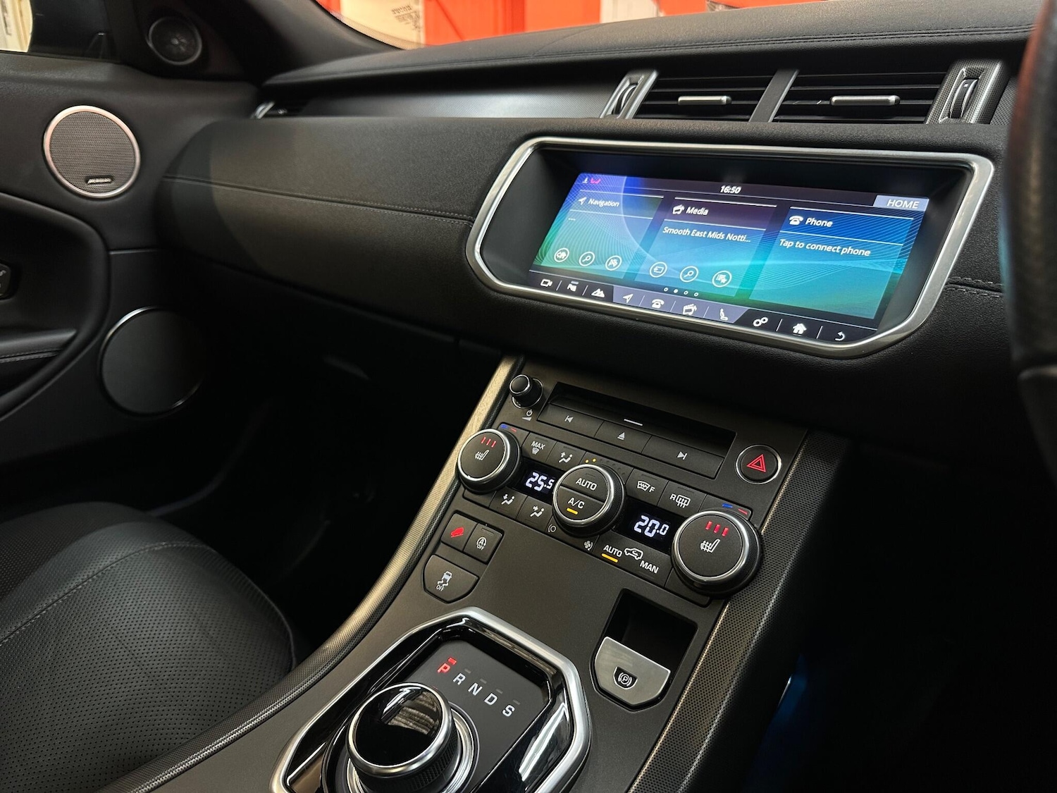 Used Land Rover Range Rover Evoque 2018 for sale - 76377546: Photo 23