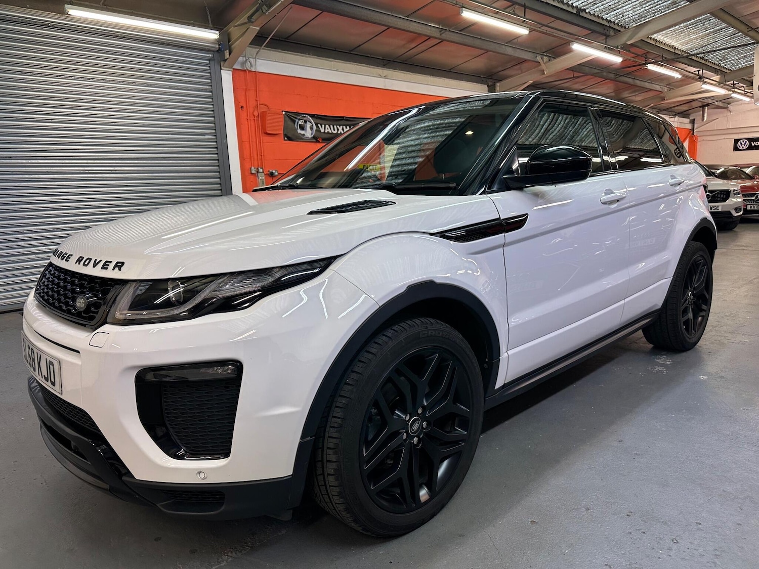 Used Land Rover Range Rover Evoque 2018 for sale - 76377546: Photo 6