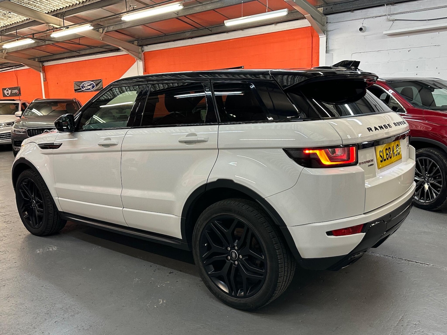 Used Land Rover Range Rover Evoque 2018 for sale - 76377546: Photo 7