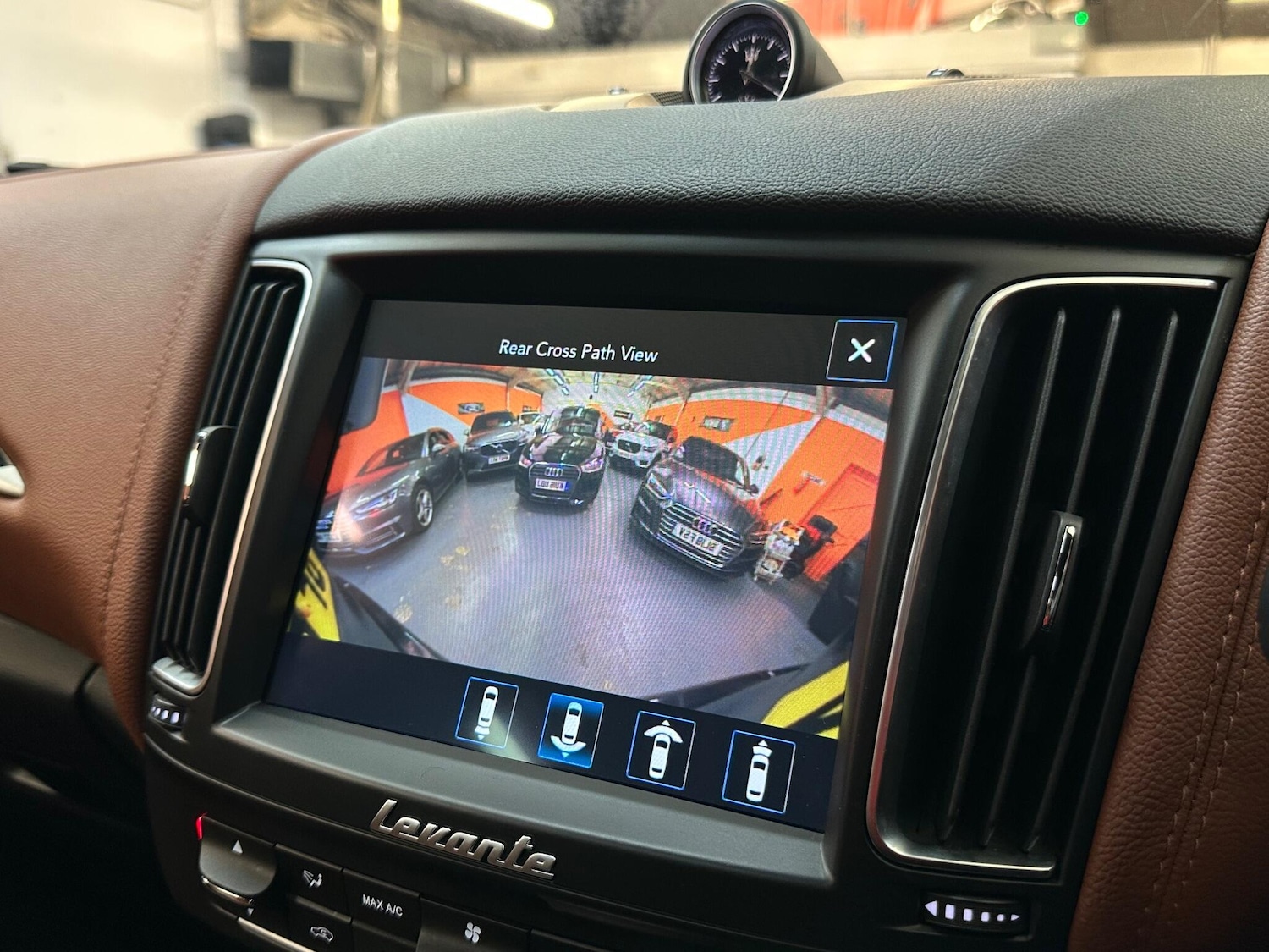 Used Maserati Levante 2017 for sale - 76572003: Photo 27