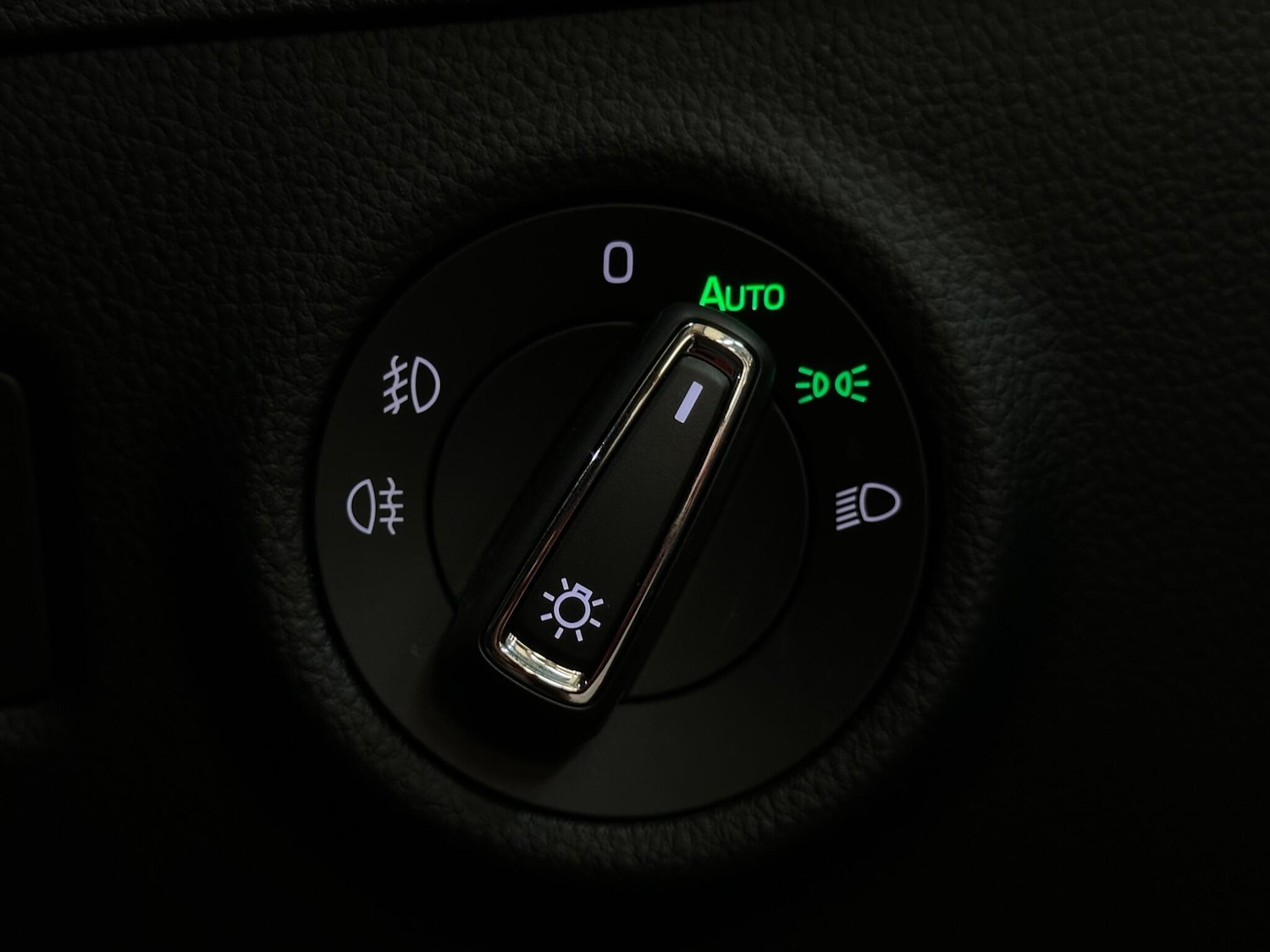 Used Skoda Superb for sale - 77598746: Photo 40