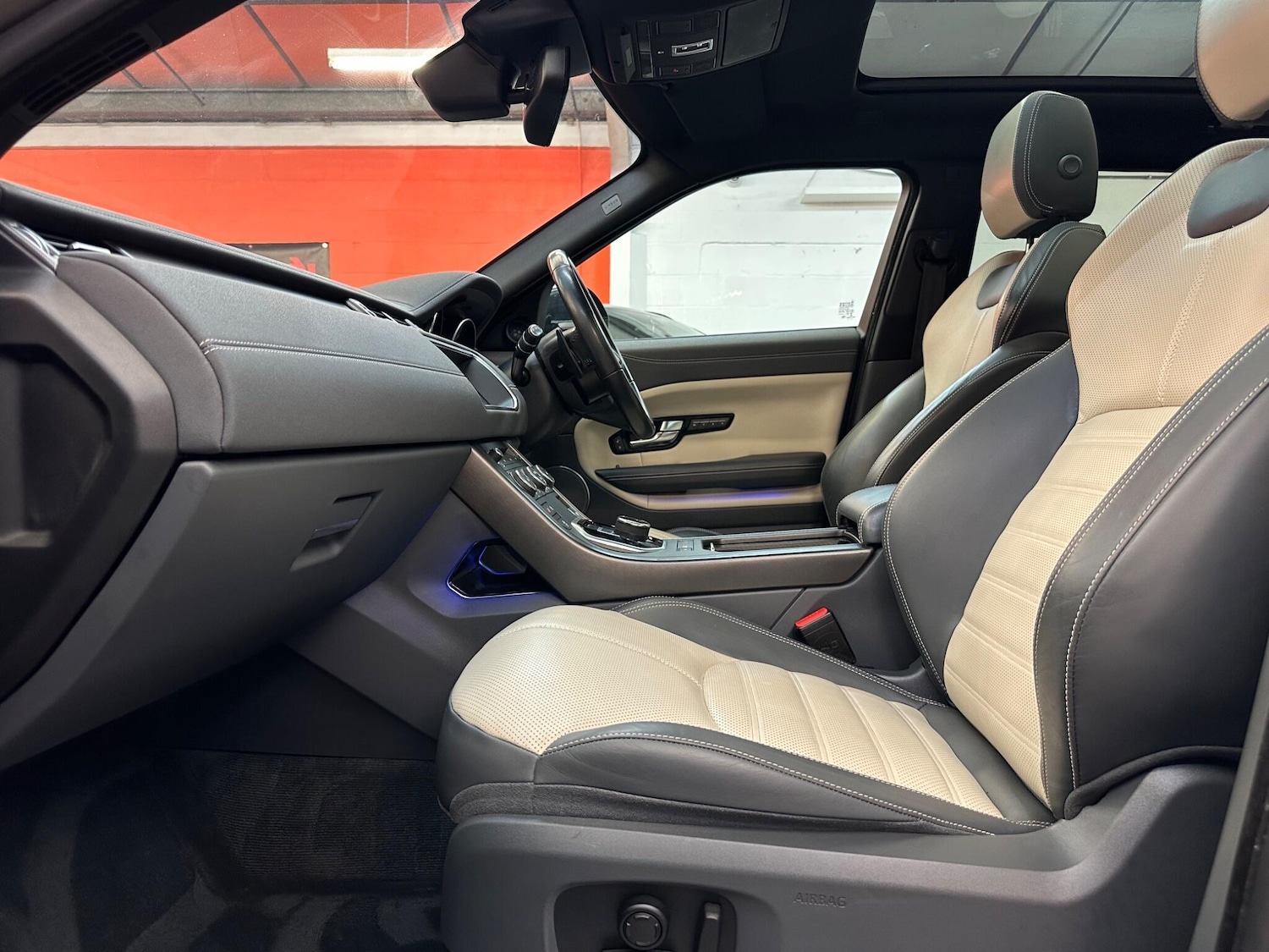 Used Land Rover Range Rover Evoque 2017 for sale - 77049857: Photo 15