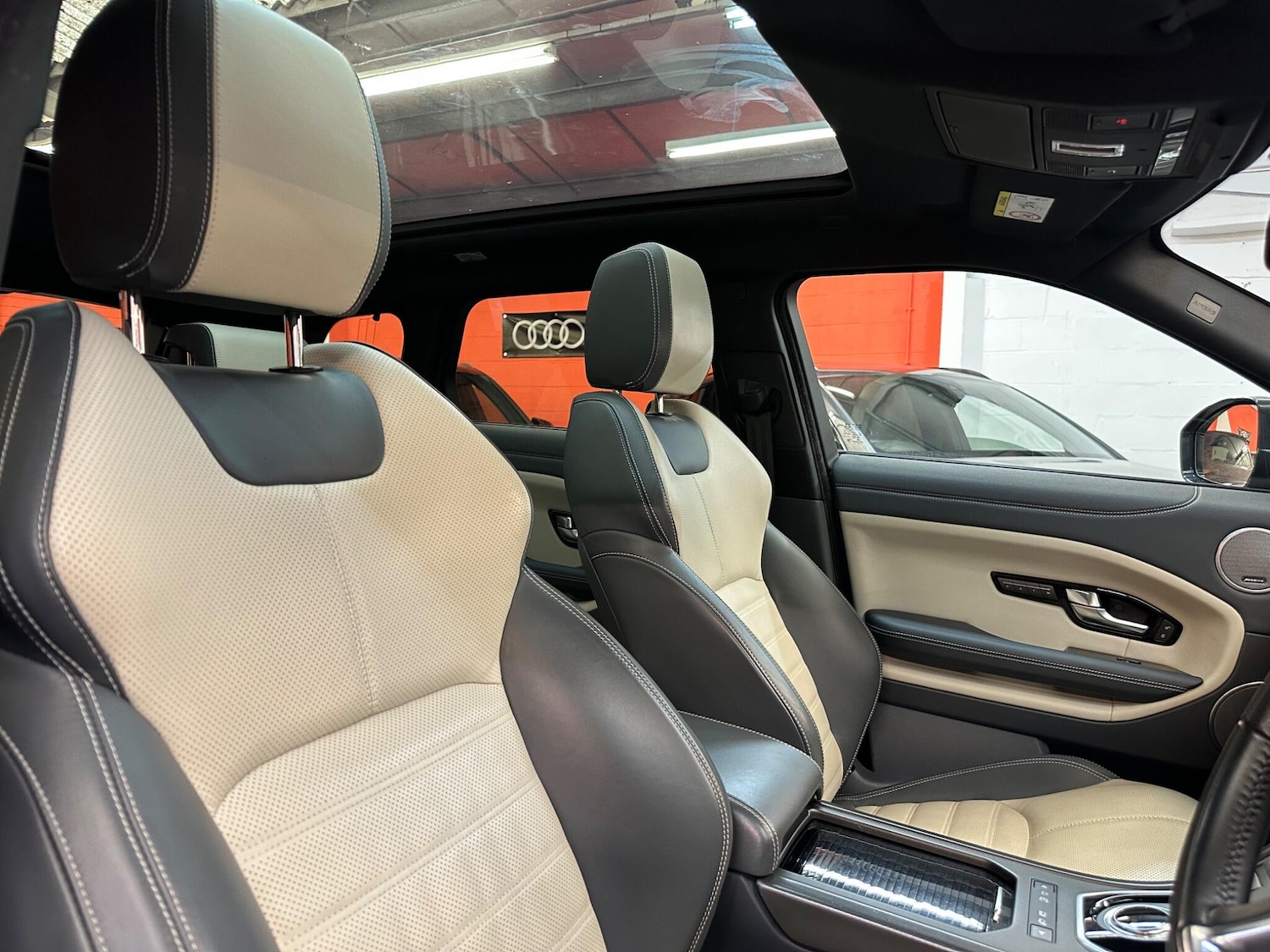 Used Land Rover Range Rover Evoque 2017 for sale - 77049857: Photo 18