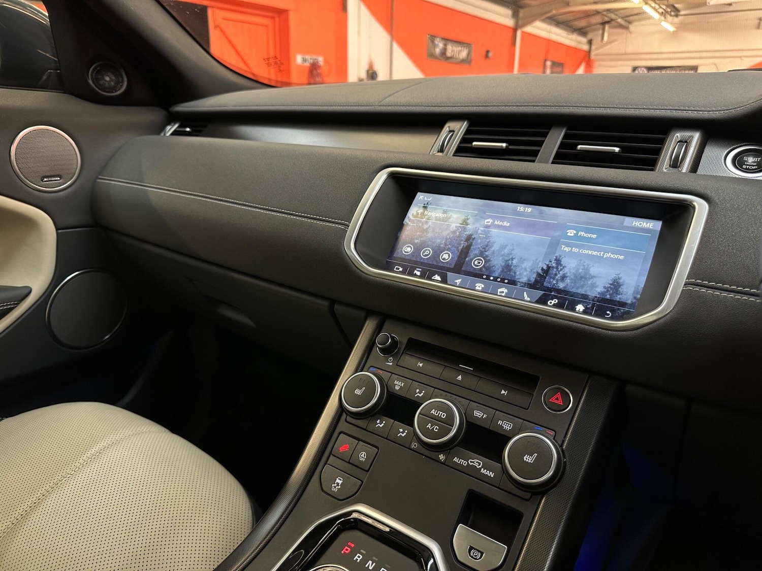 Used Land Rover Range Rover Evoque 2017 for sale - 77049857: Photo 22