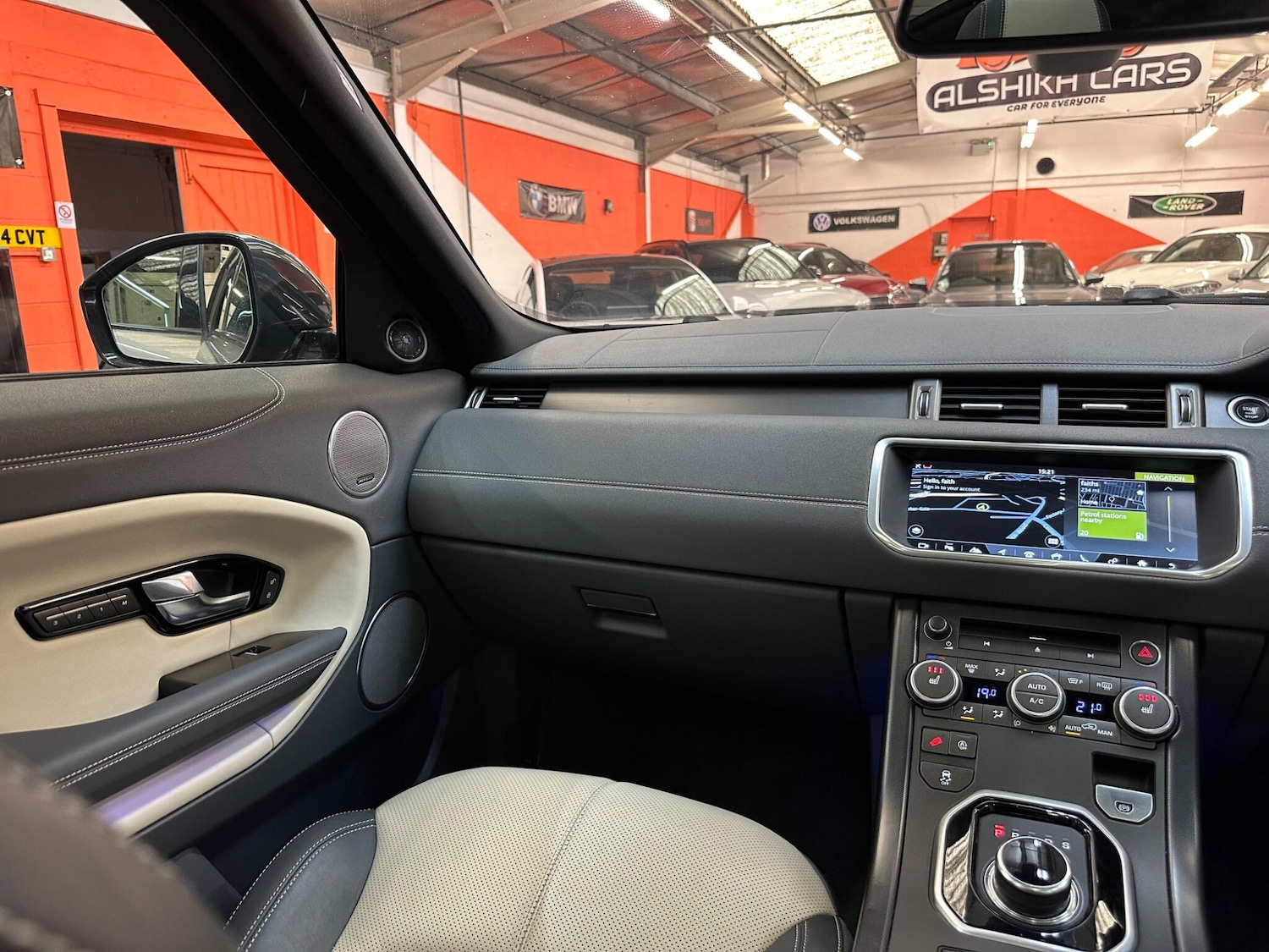 Used Land Rover Range Rover Evoque 2017 for sale - 77049857: Photo 41