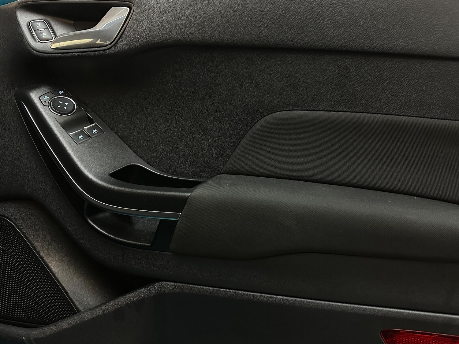 Used Ford Fiesta 2017 for sale - 77156066: Photo 32