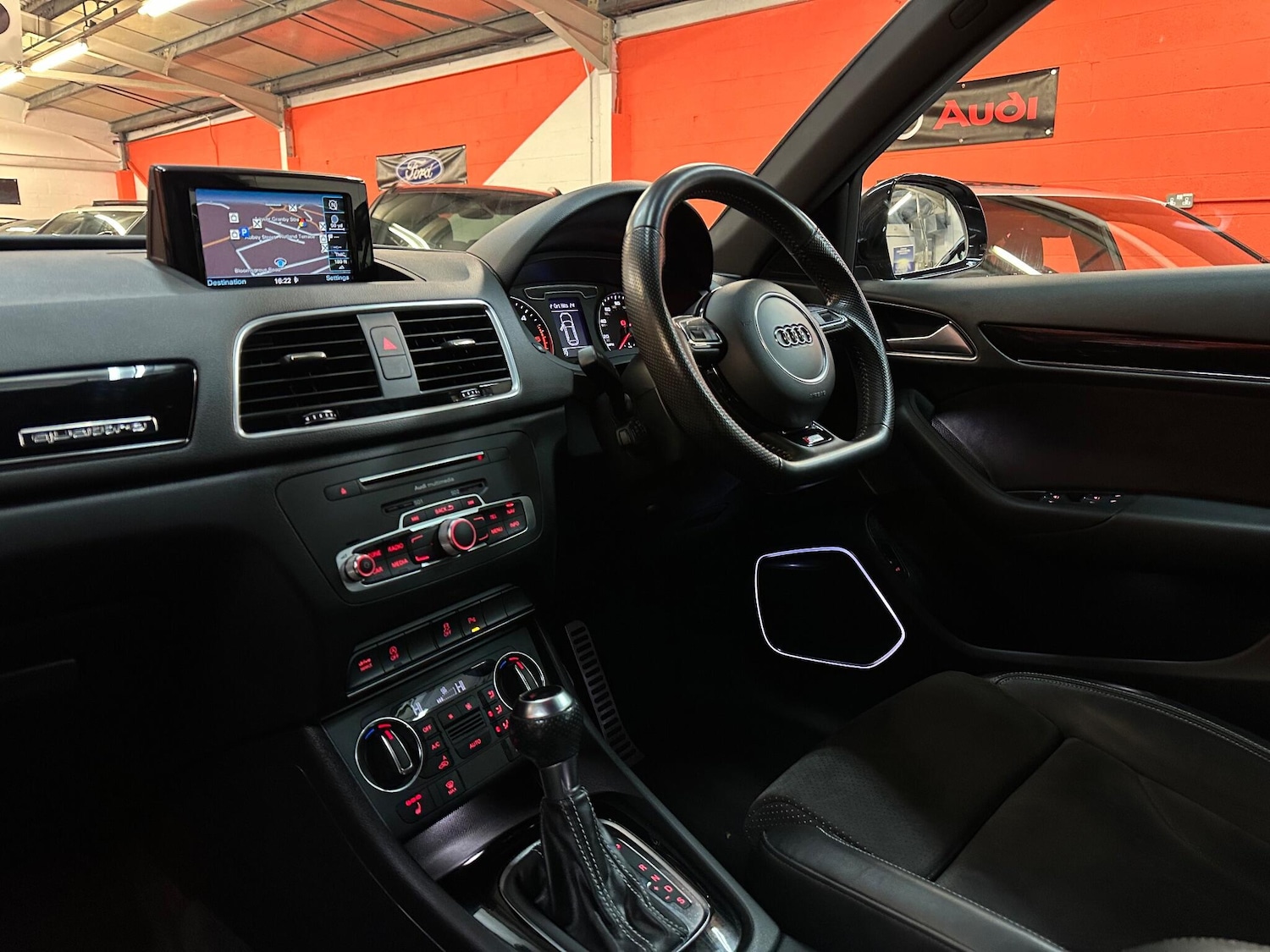 Used Audi Q3 2017 for sale - 76865679: Photo 22