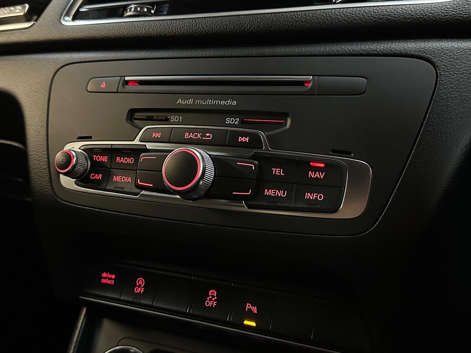 Used Audi Q3 2017 for sale - 76865679: Photo 25