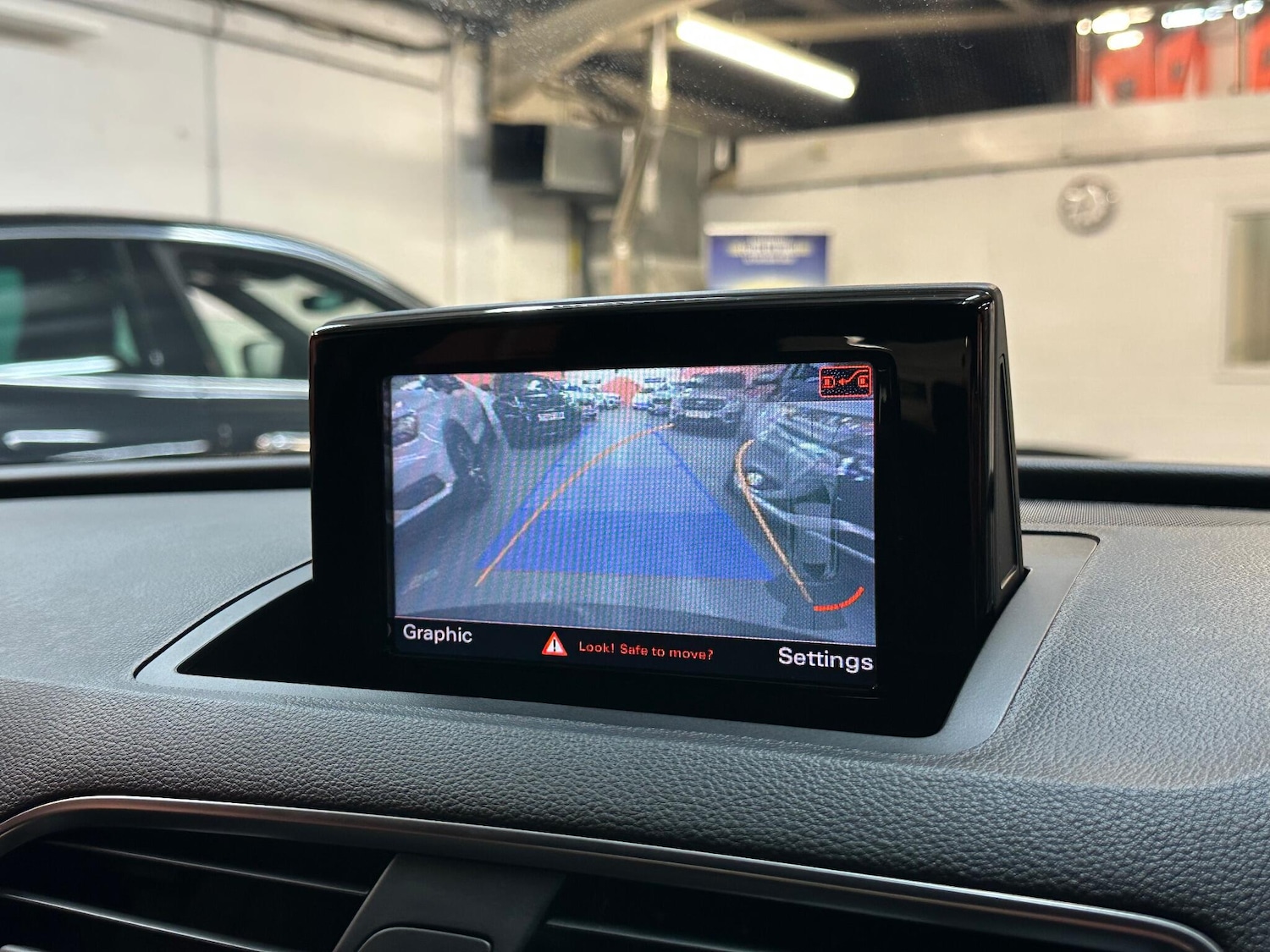 Used Audi Q3 2017 for sale - 76865679: Photo 26