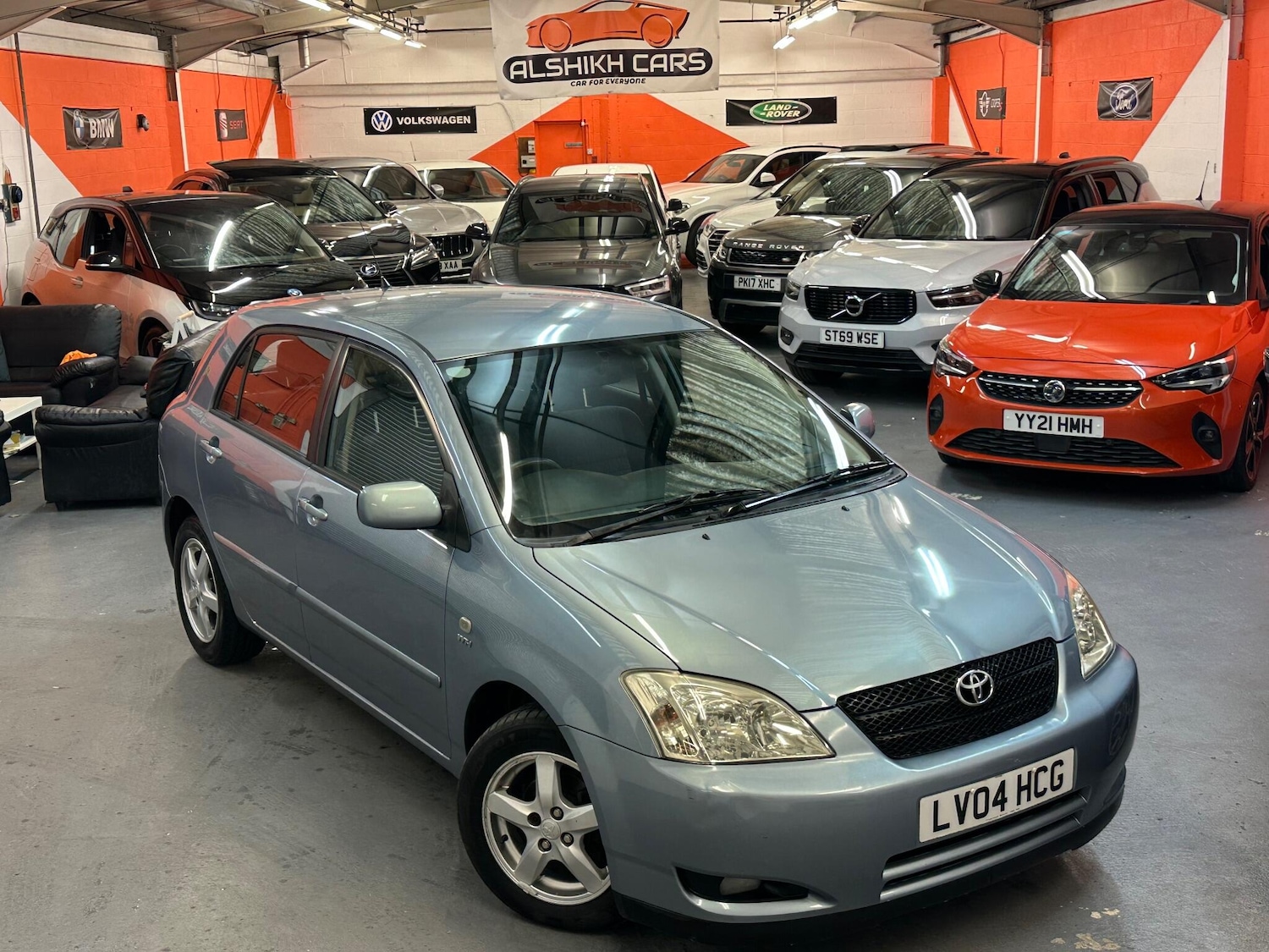 Used Toyota Corolla 2004 for sale - 77039720: Photo 2